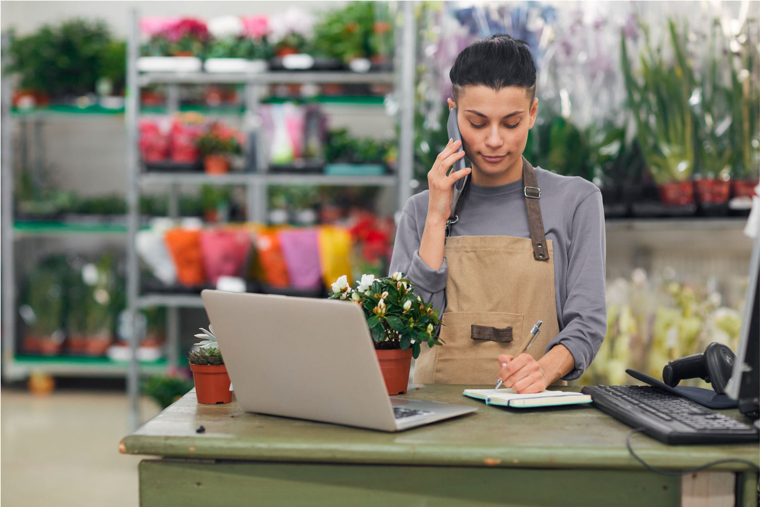 Micro e pequenas empresas (MPEs) são as que mais empregam pelo sétimo mês seguido.