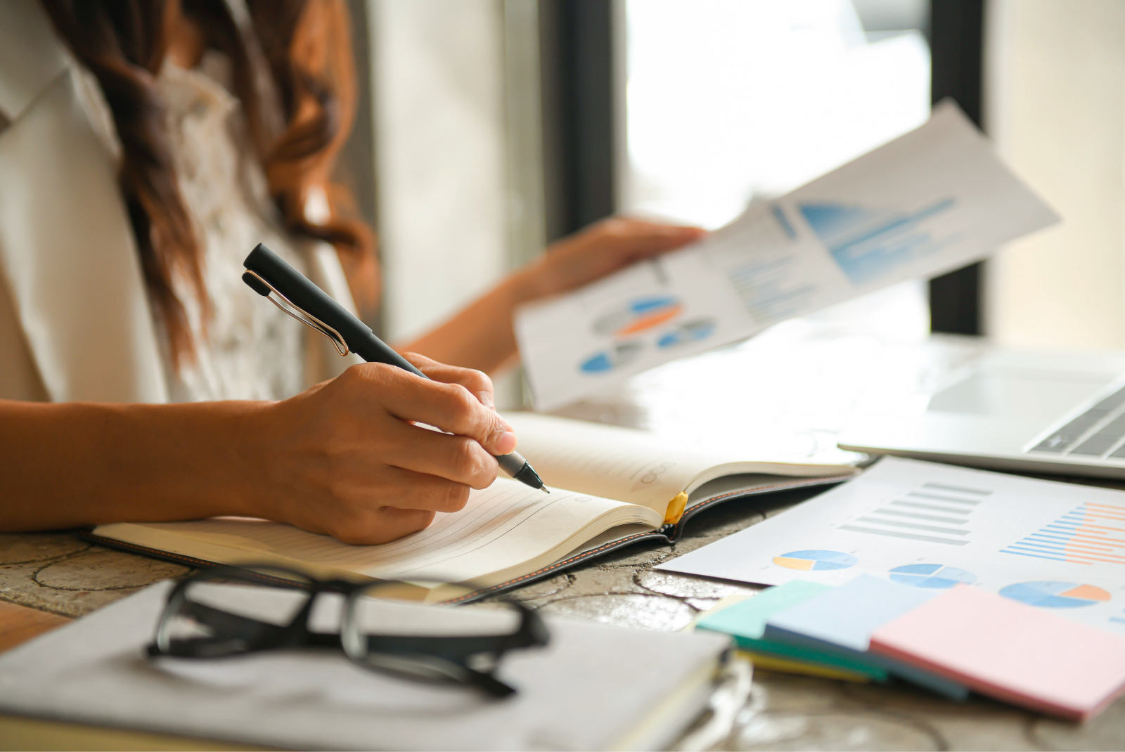 Aperfeiçoando processos com o método Lean Six Sigma.